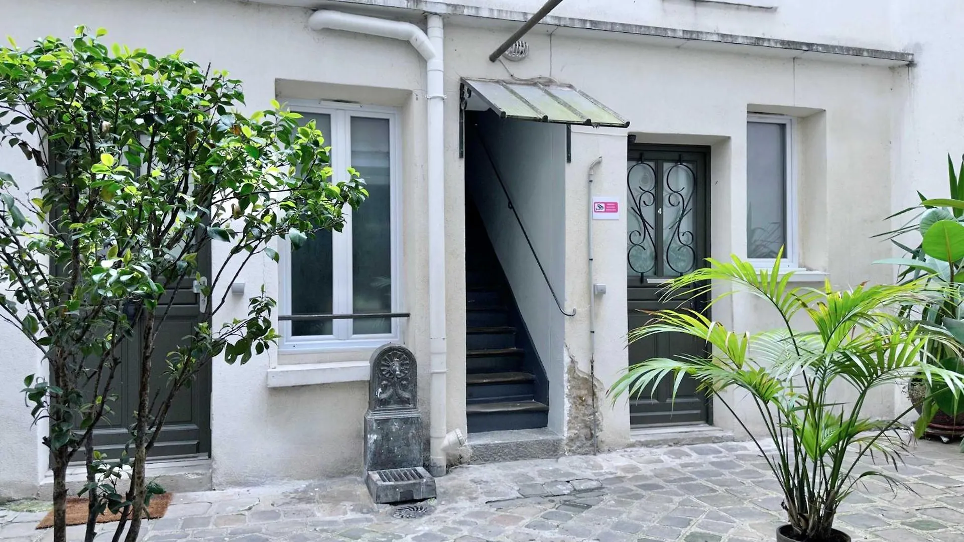 Cosy Flat Near Montparnasse Apartment Paris 0*,  France